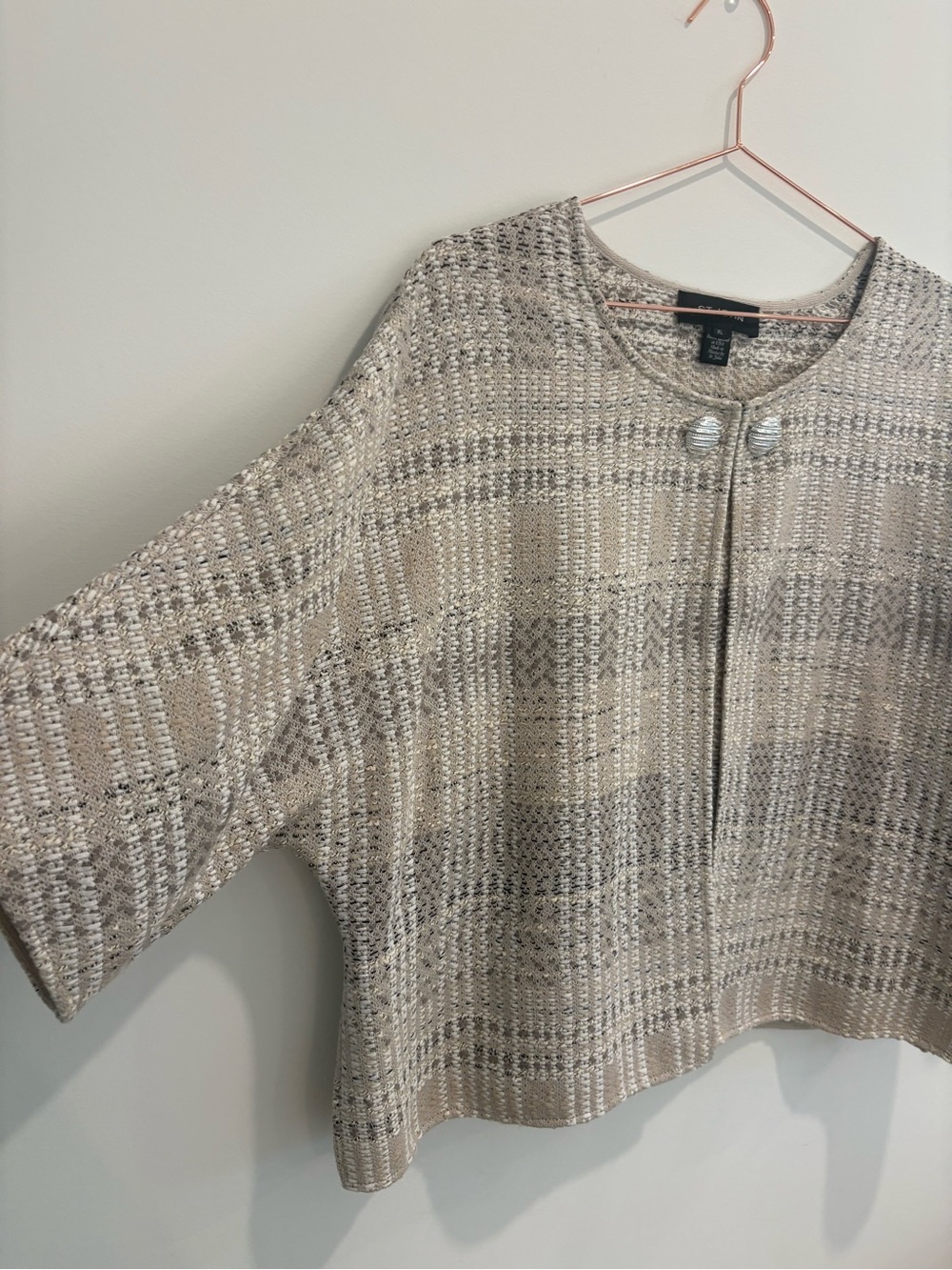 St. John Beige Metallic Tweed Cropped Jacket - Picture 2 of 7